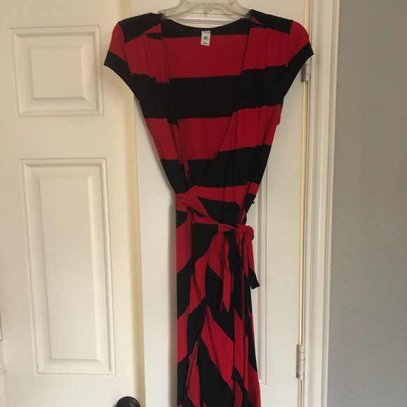 Women dresses - Picture 3 of 9